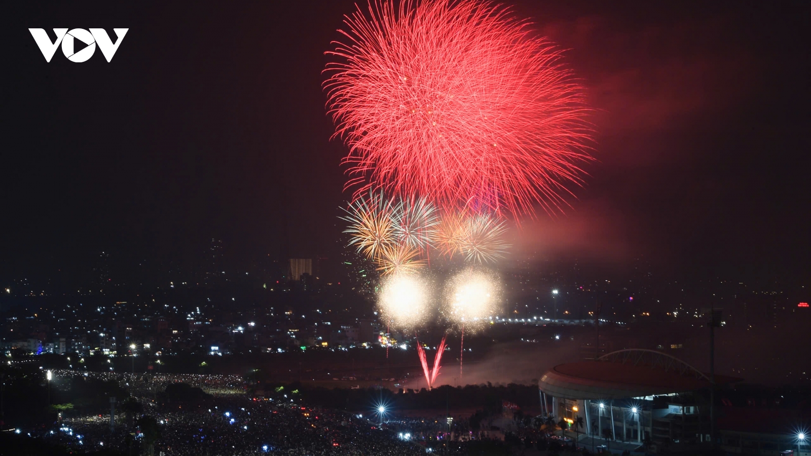 Hà Nội tổng duyệt pháo hoa quy mô lớn chào mừng Đại hội XIV của Đảng