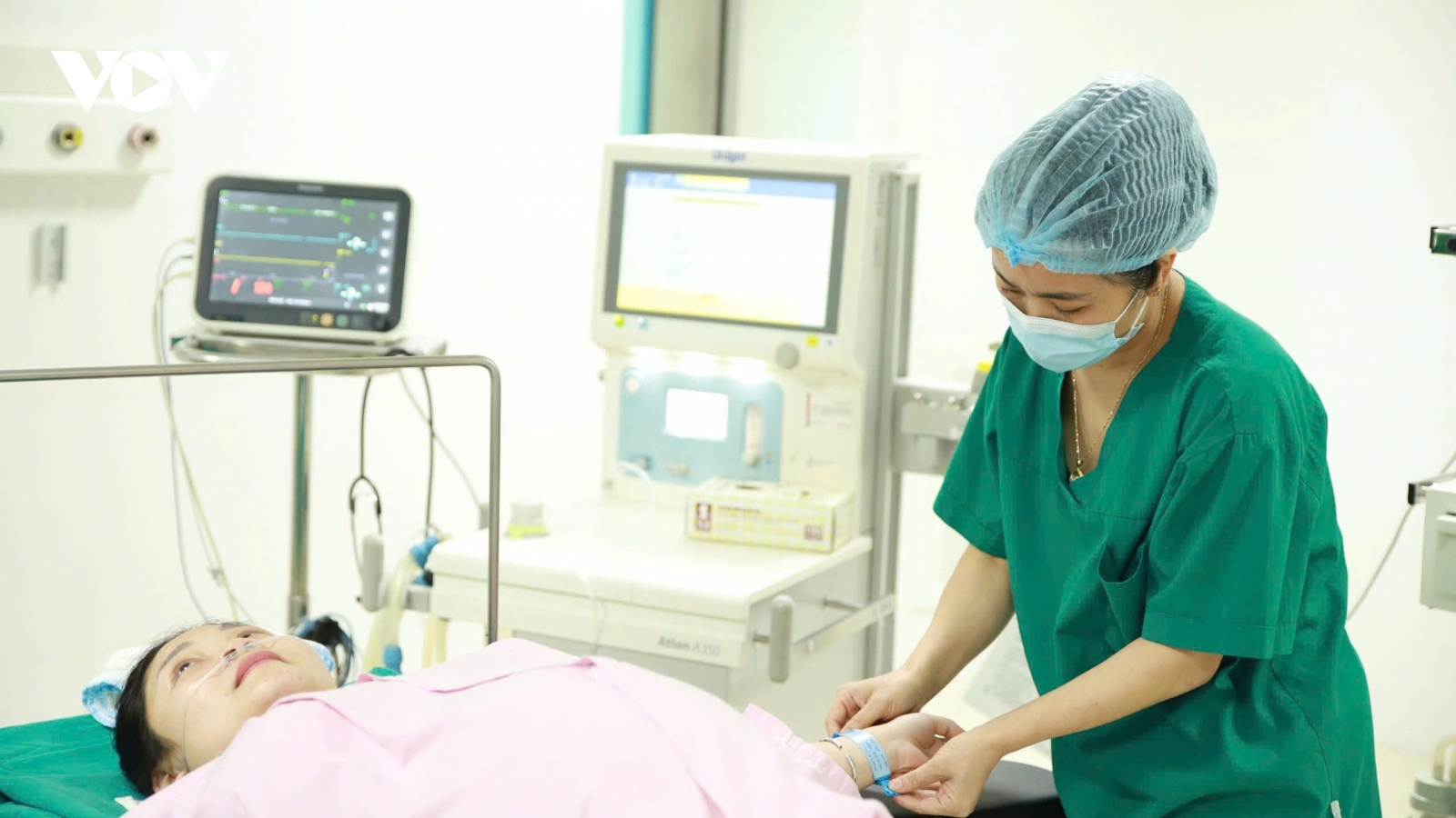 Lào Cai làm chủ kỹ thuật thụ tinh trong ống nghiệm: Cơ hội “vàng” cho người nghèo