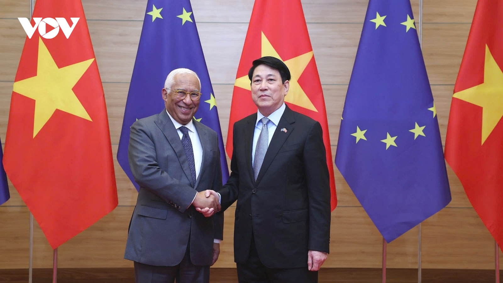 Chủ tịch nước Lương Cường chủ trì chiêu đãi trọng thể Chủ tịch Hội đồng châu Âu