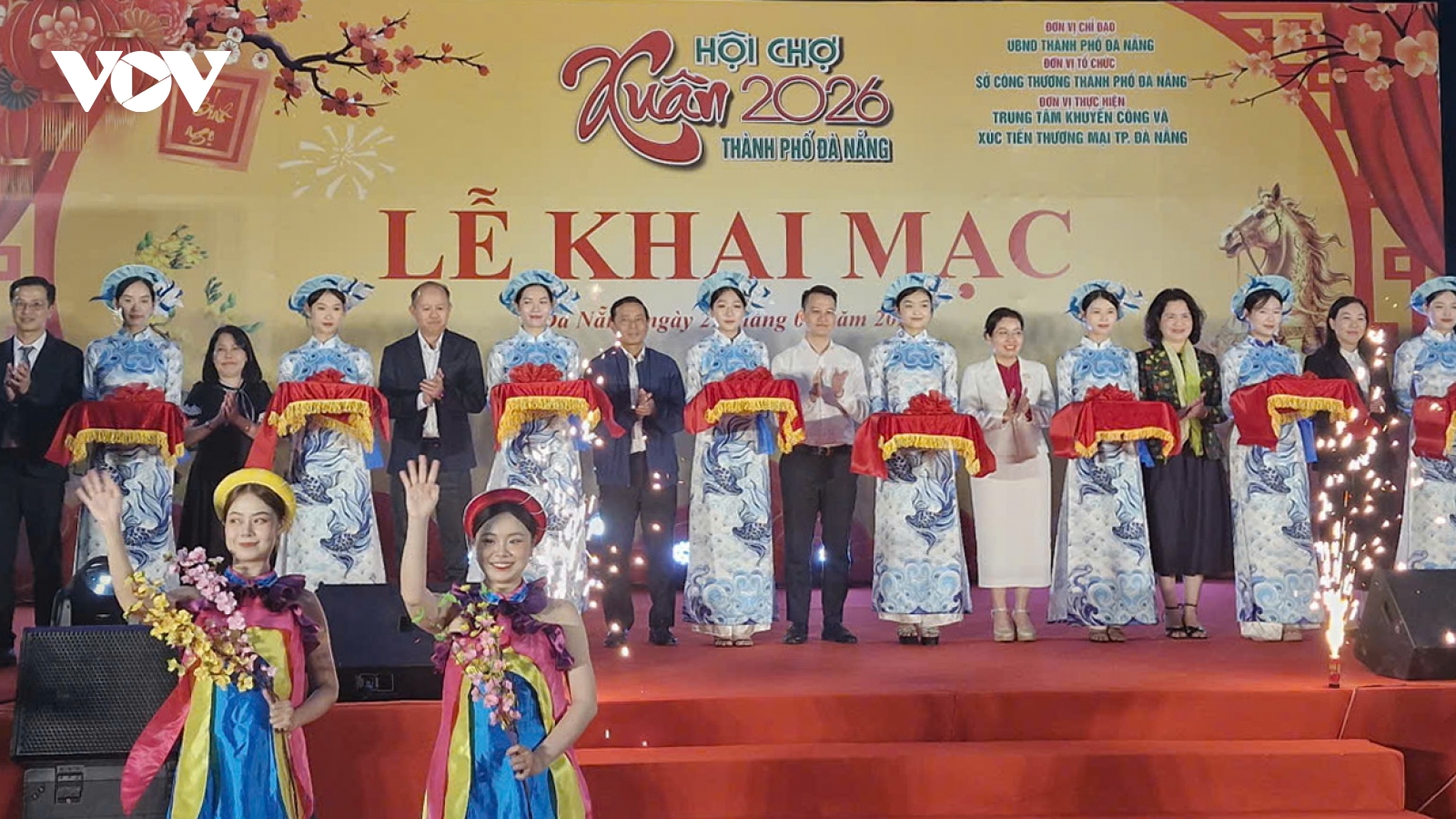 Hơn 200 gian hàng trưng bày tại Hội chợ Xuân 2026 ở Đà Nẵng