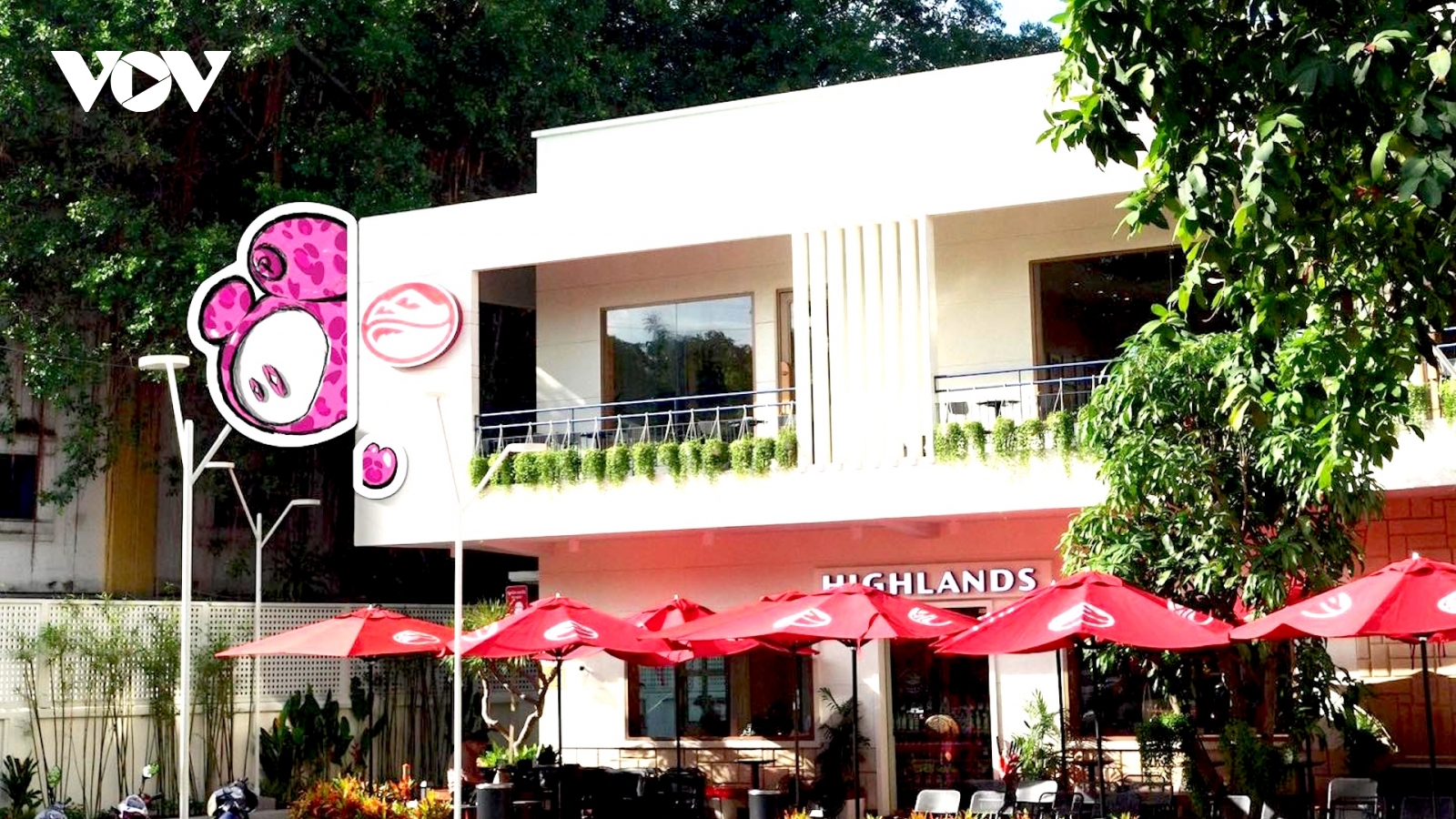 Nhiều nhà bán lẻ bỏ sản phẩm của Đồ hộp Hạ Long khỏi kệ hàng