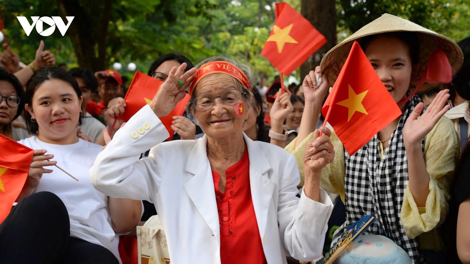 Kỳ vọng Đại hội XIV của Đảng: Đột phá hạ tầng, tinh gọn bộ máy, chọn người tài đức