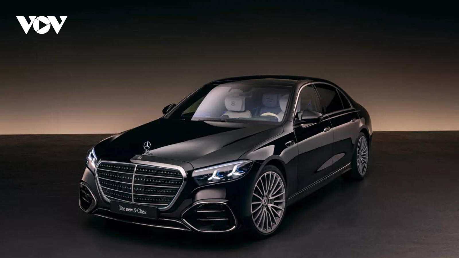 Mercedes-Benz S-Class 2027 ra mắt với công nghệ màn hình và động cơ V8 mới