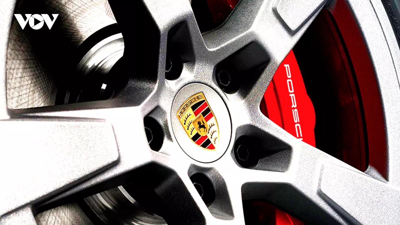 Doanh số toàn cầu Porsche "lao dốc" năm 2025