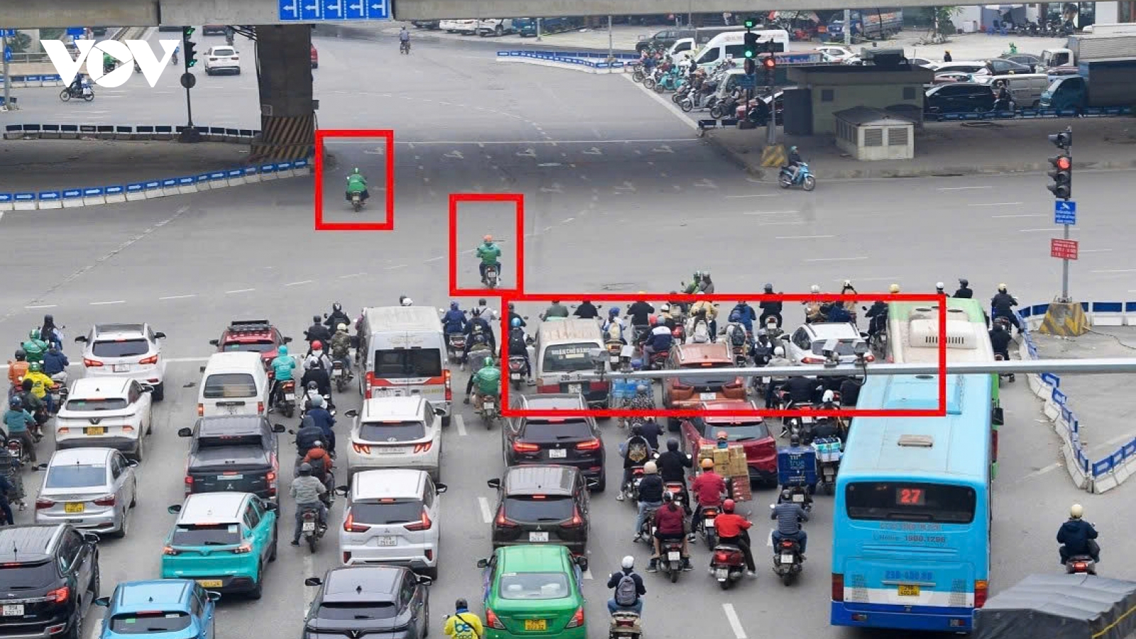 Hanoi’s AI traffic camera system detects over 6,300 violations in a month