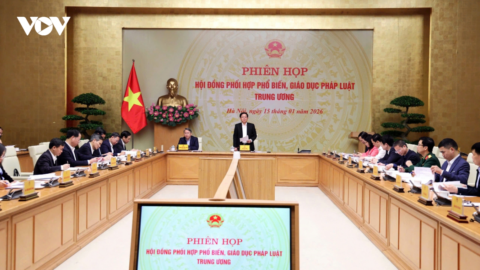 Government urges stronger policy communication in legal education efforts
