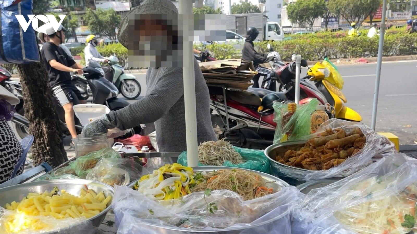 Hanoi steps up food safety inspections ahead of Lunar New Year 2026