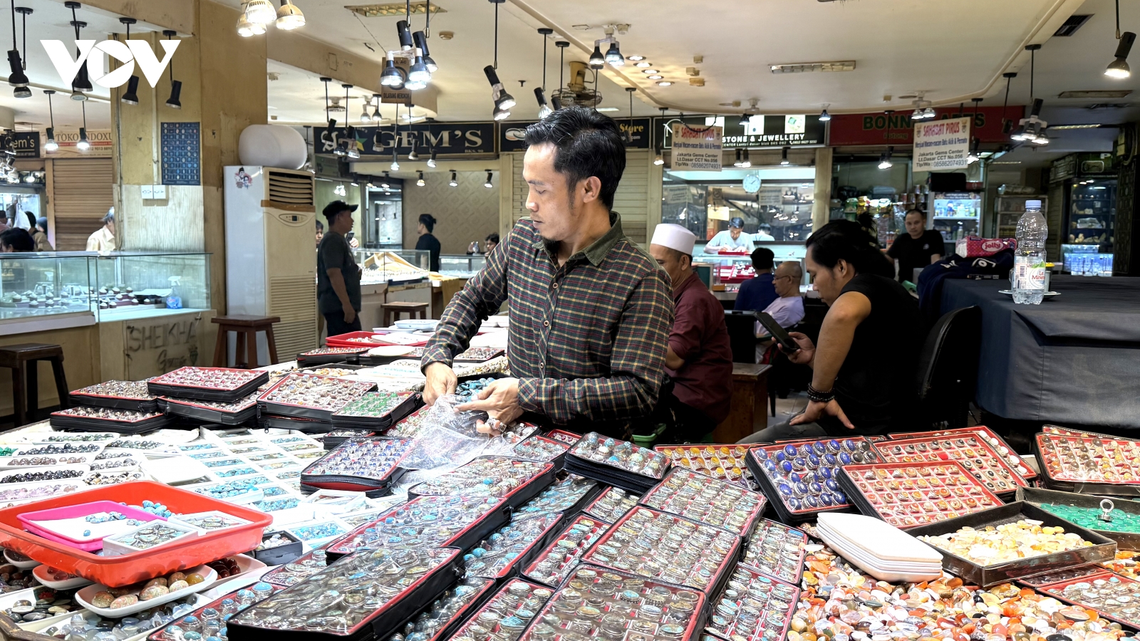 Indonesia nâng tầm vàng là trụ cột mới của kinh tế