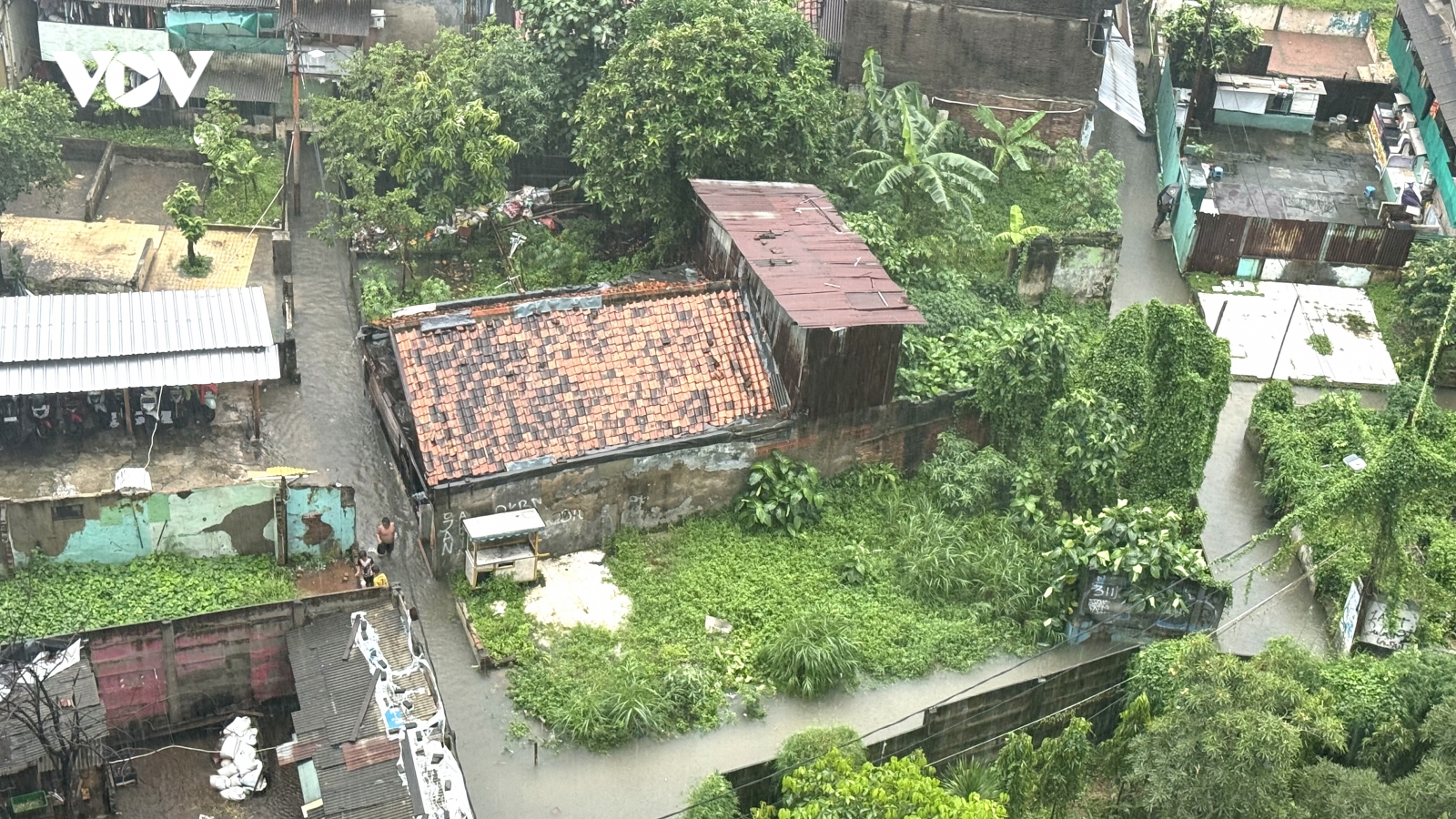 Jakarta (Indonesia) đối mặt với lũ lụt nghiêm trọng và hiện tượng sụt lún đất