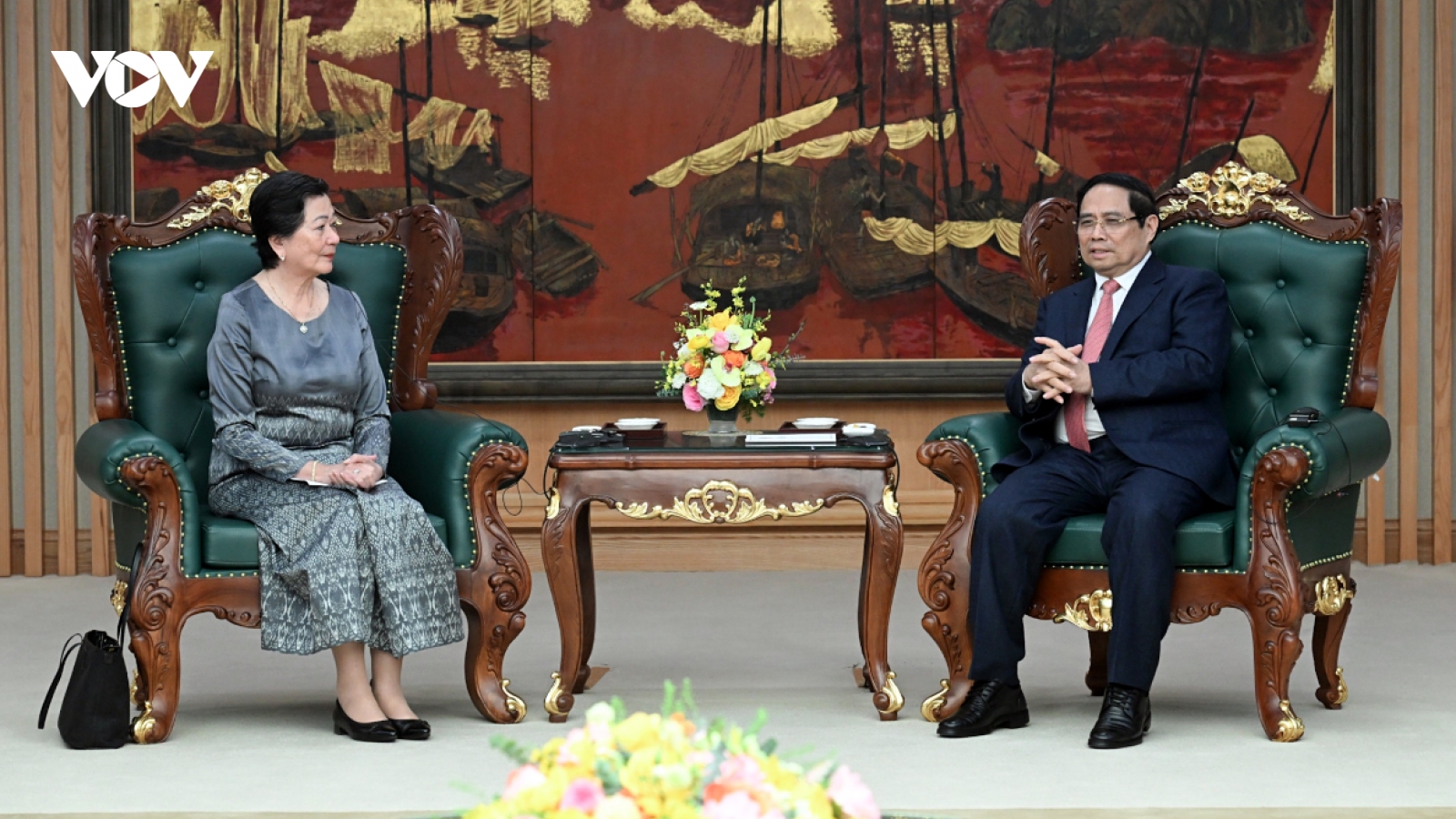 PM pushes closer economic ties with Cambodia