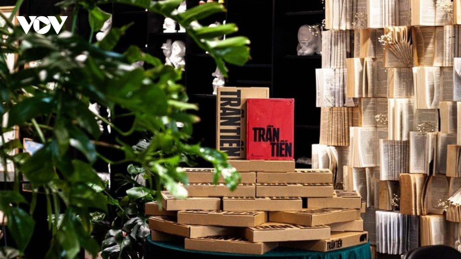 Trần Tiến – Người hát thơ mình – Ca khúc và những câu chuyện