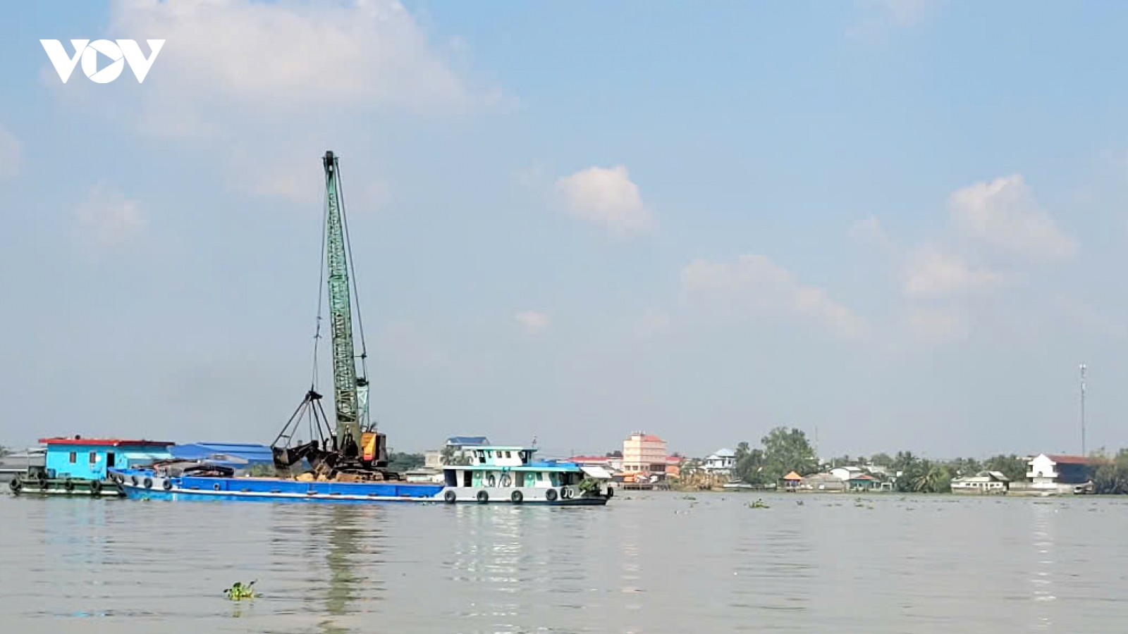Đồng Tháp cung ứng hơn 10,7 triệu m³ cát cho dự án cao tốc Trung ương
