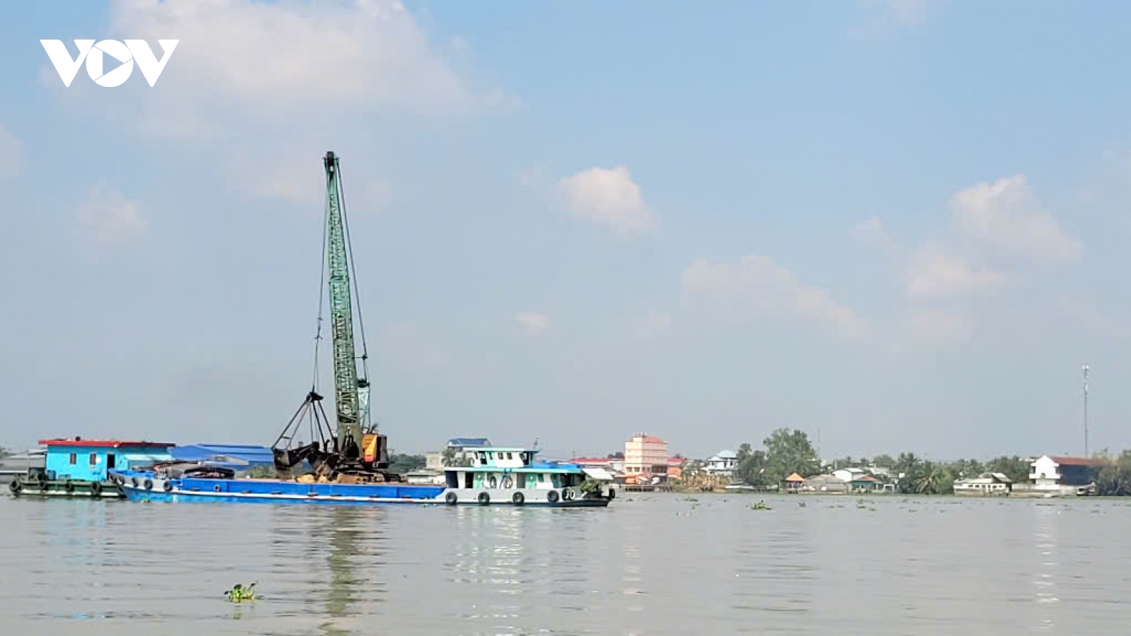 Đồng Tháp cung ứng hơn 10,7 triệu m³ cát cho dự án cao tốc Trung ương