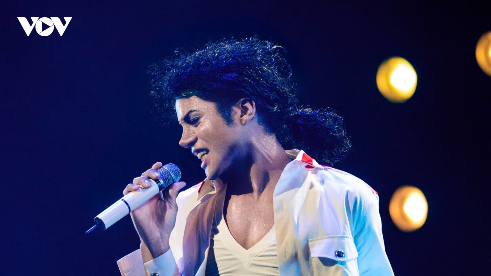 Có gì trong phim tiểu sử về Michael Jackson?