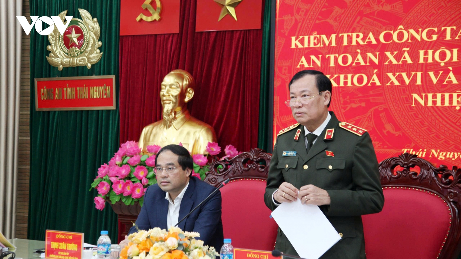 Thượng tướng Lê Tấn Tới kiểm tra công tác bảo đảm an ninh bầu cử tại Thái Nguyên