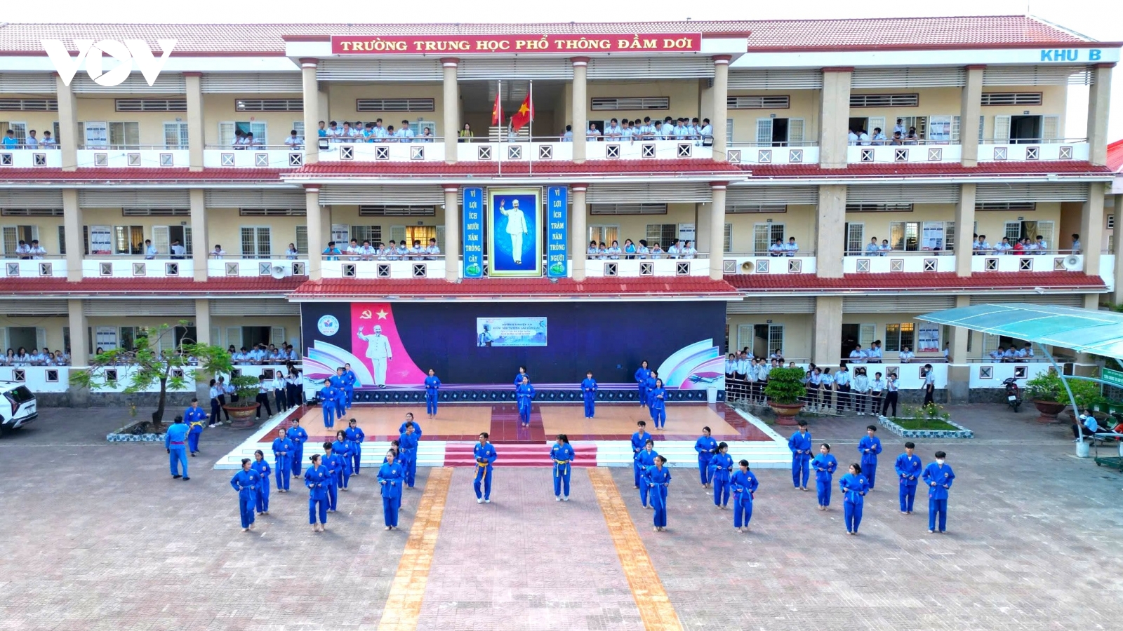 Nhà trường đánh thức tiềm năng học sinh qua các CLB năng khiếu