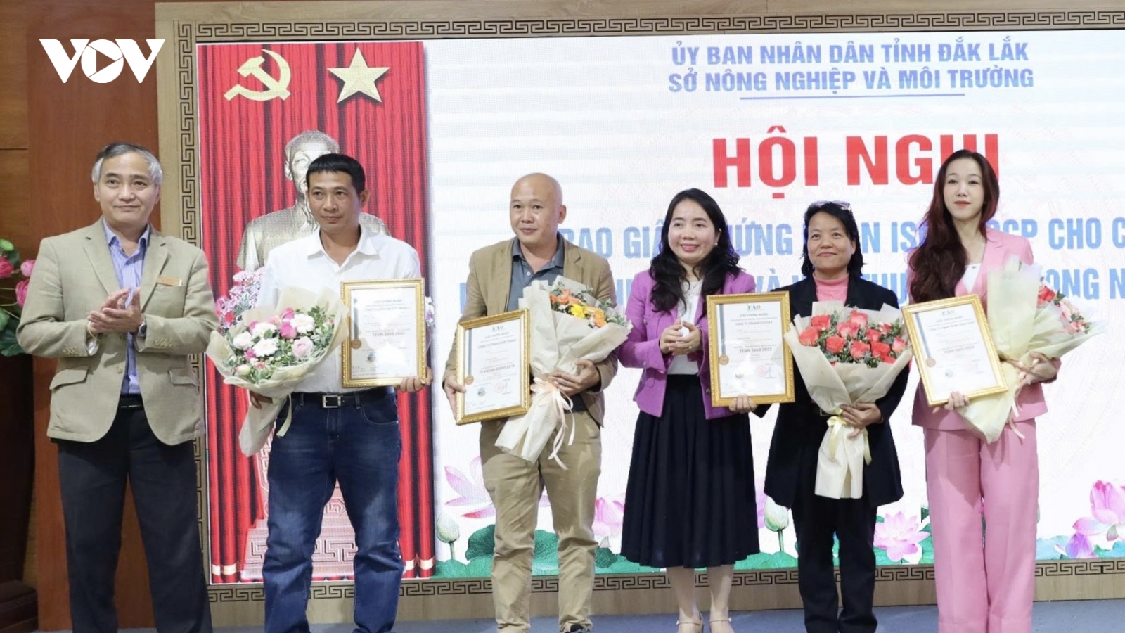 Chứng nhận an toàn thực phẩm - “Chìa khóa” nâng giá trị nông sản Đắk Lắk