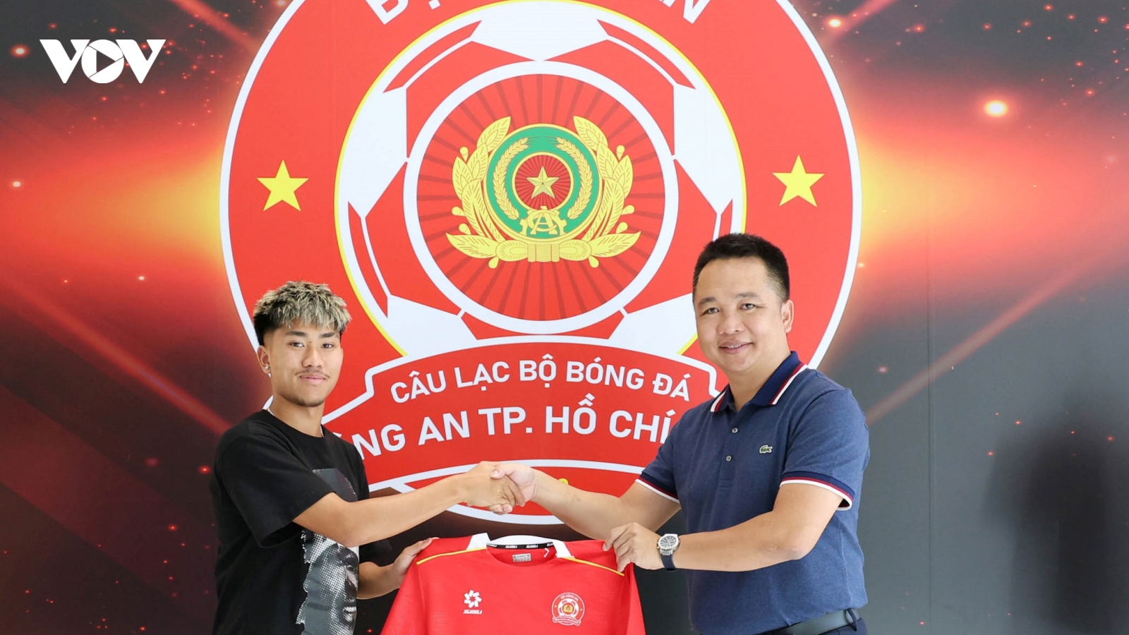 Chuyển nhượng V-League 2025/2026: CLB Công an TP.HCM nổ bom tấn