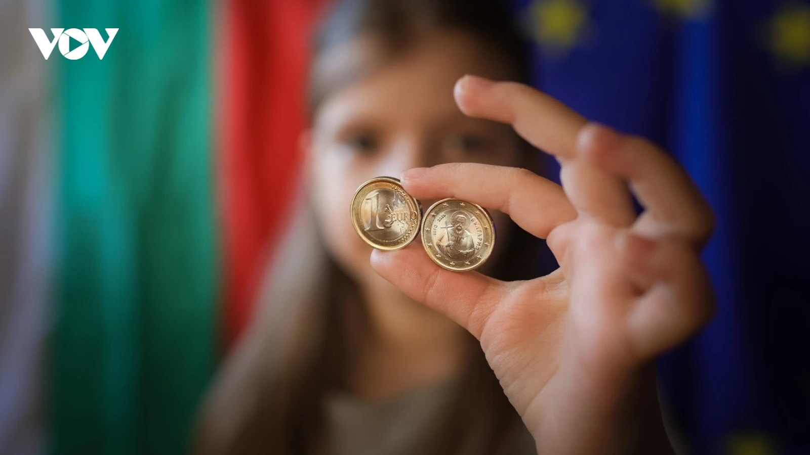 Bulgaria gia nhập Eurozone: Niềm vui hội nhập xen lẫn lo ngại trong dư luận