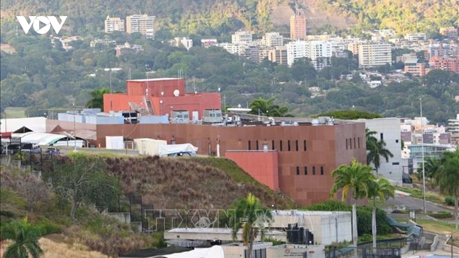 Mỹ xúc tiến mở lại không phận và xem xét nối lại hoạt động Đại sứ quán ở Venezuela