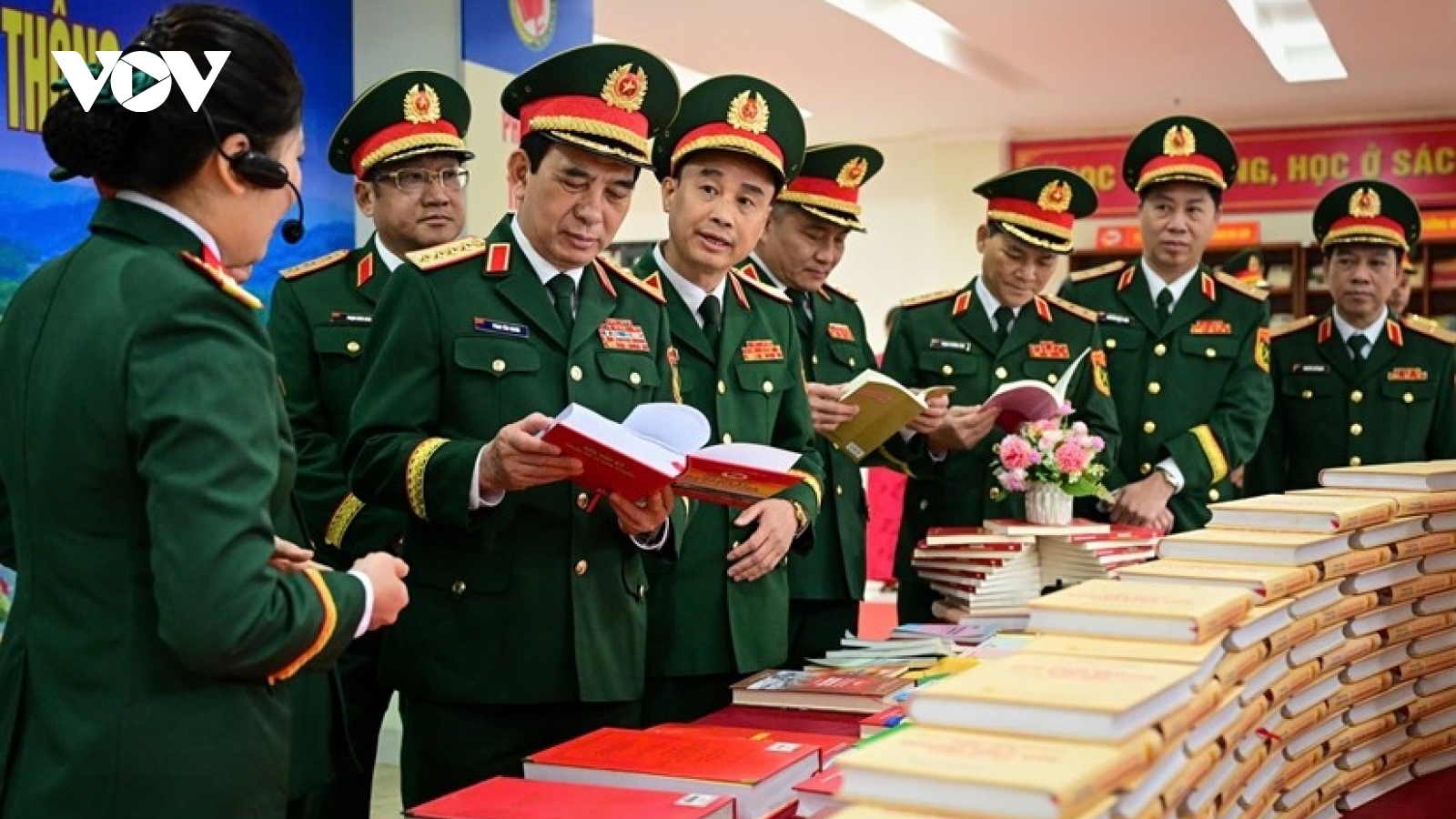 Đại tướng Phan Văn Giang dự lễ kỷ niệm 50 năm Trường Sĩ quan Chính trị