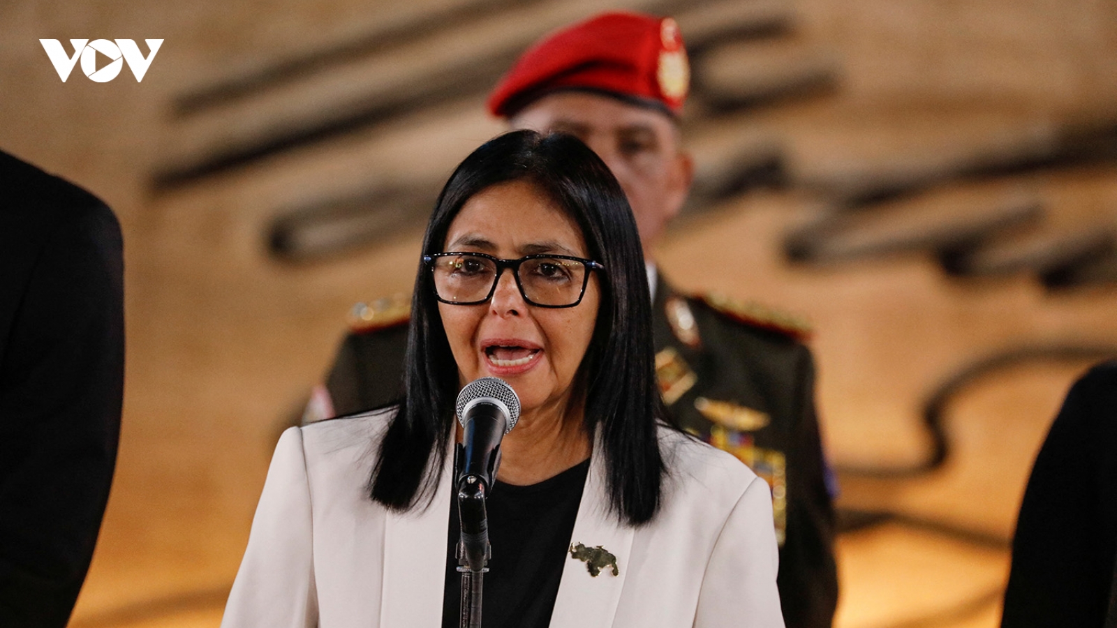 Ông Trump điện đàm với Tổng thống lâm thời Venezuela Delcy Rodriguez