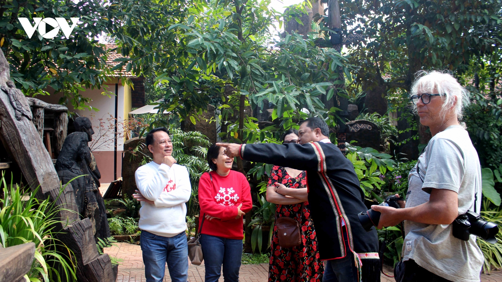 Bản sắc văn hóa cộng đồng hút khách đến Đắk Lắk dịp đầu năm