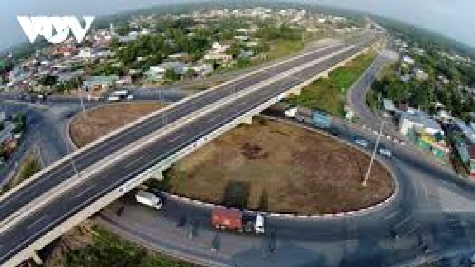 Từ thể chế đến thi công: 6 bài học hoàn thành vượt mốc 3.000km đường bộ cao tốc