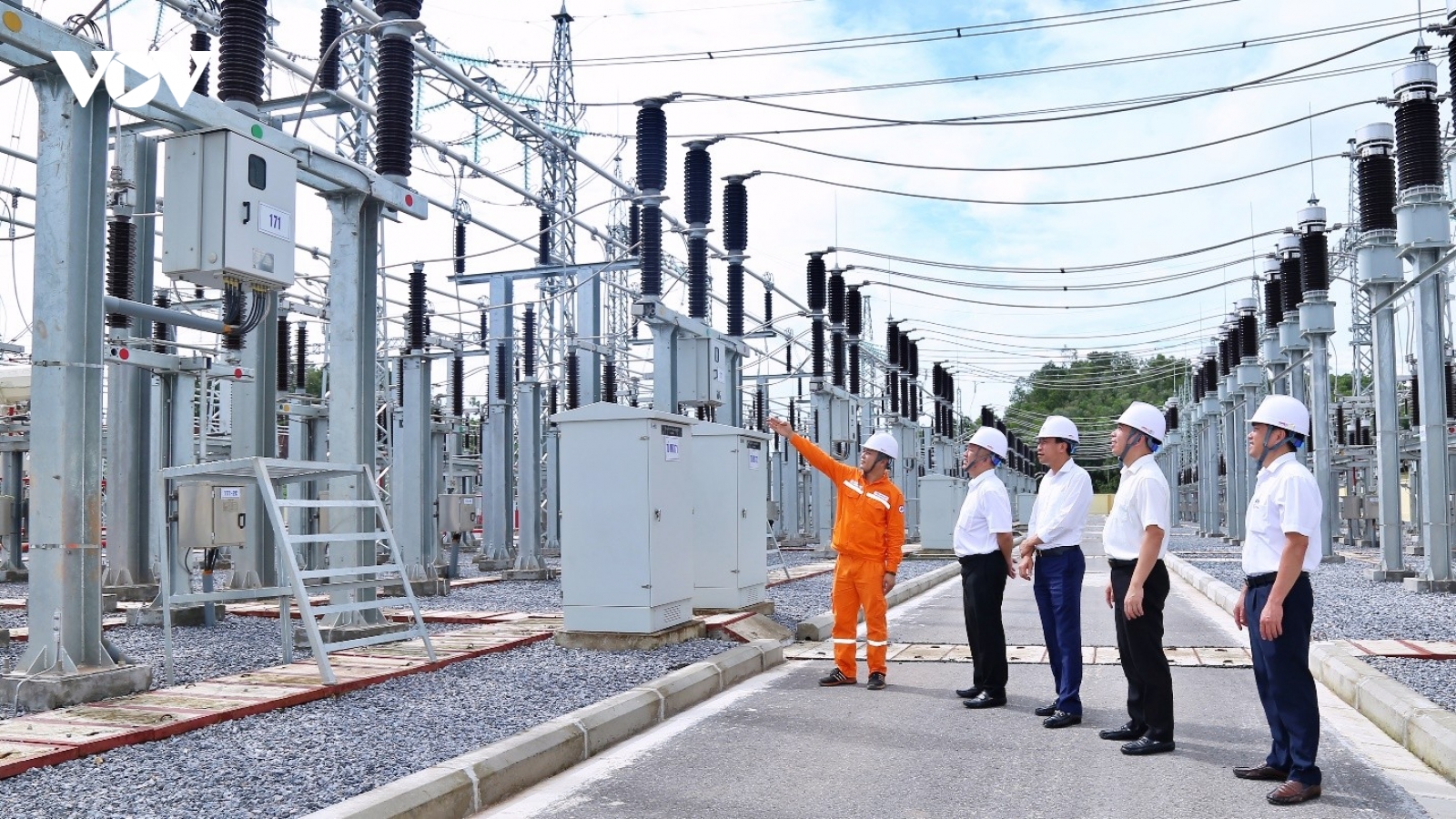 EVNNPC: Dấu ấn bản lĩnh trong phát triển hạ tầng lưới điện