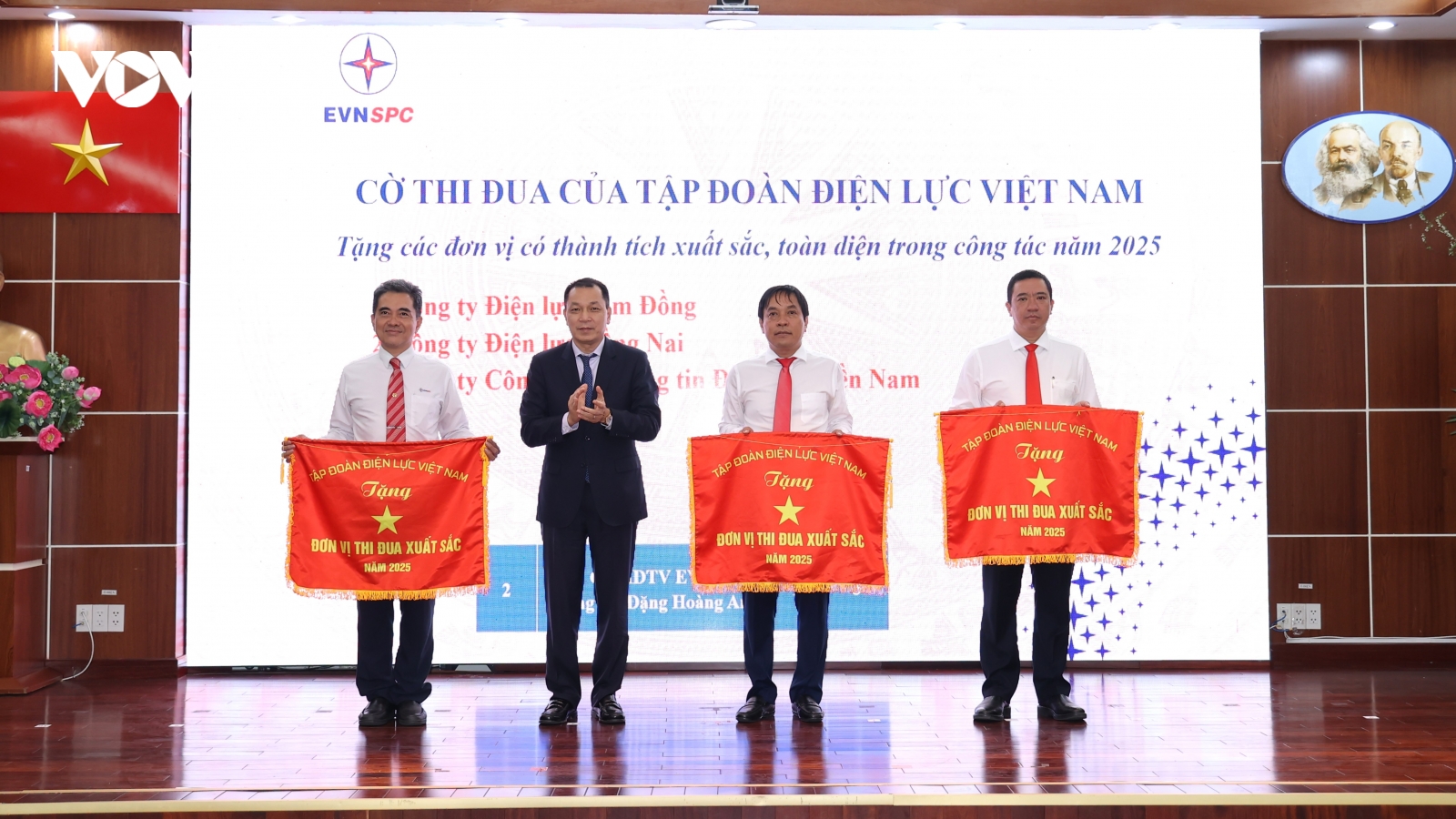 EVNSPC vượt khó thành công, hoàn thành xuất sắc nhiệm vụ 2025