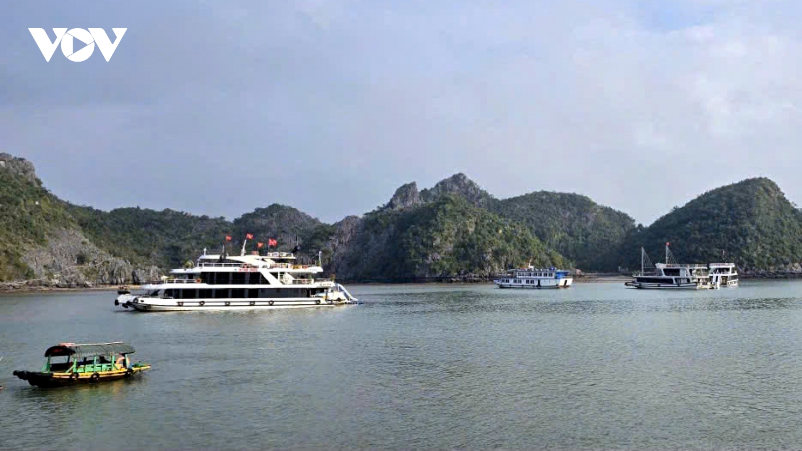 Quảng Ninh, Hải Phòng đón hơn 1,1 triệu khách dịp nghỉ Tết Dương lịch 2026