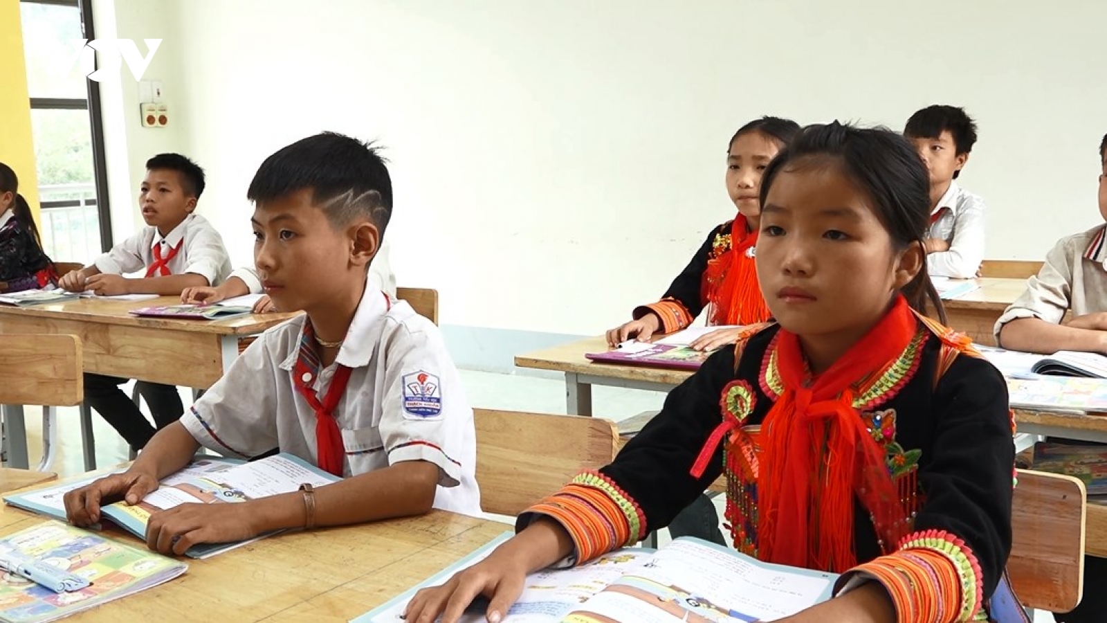 Nghị định 339: Bữa ăn trưa ấm lòng, thắp thêm niềm tin cho học sinh vùng biên