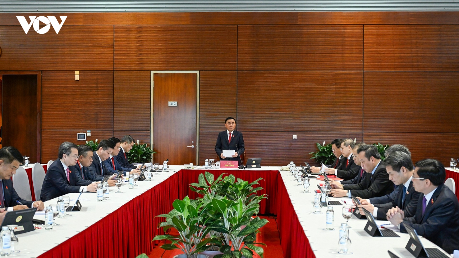 “Muốn tăng trưởng kinh tế, phải dựa trên KHCN, đổi mới sáng tạo và chuyển đổi số