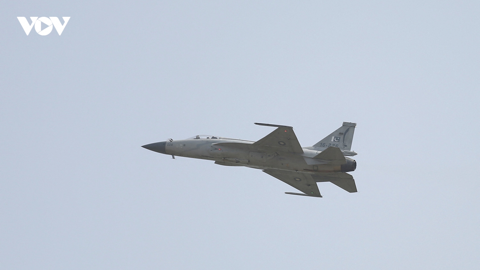 Pakistan ngỏ ý bán tiêm kích JF-17 cho Bangladesh