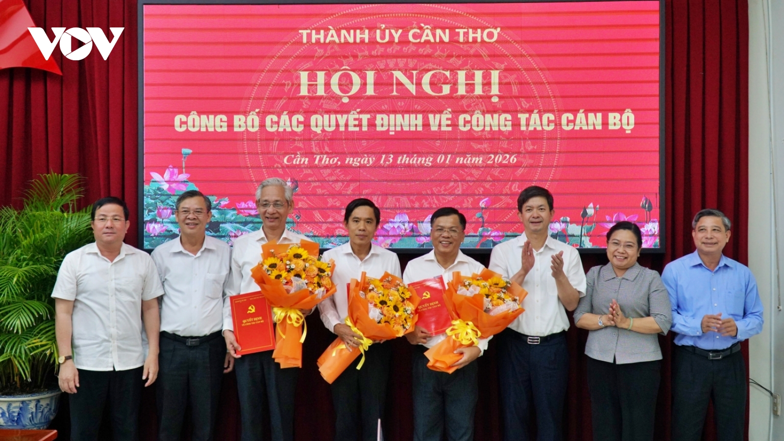 Thành ủy Cần Thơ tổ chức Hội nghị công bố các Quyết định về công tác cán bộ