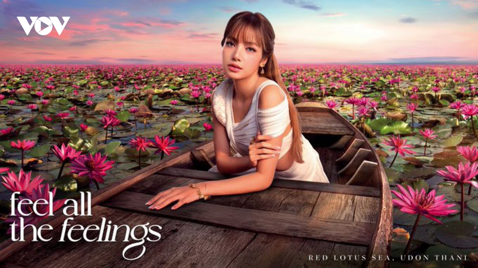 Lisa của Blackpink giúp du lịch tại Hồ sen đỏ của Thái Lan tăng vọt