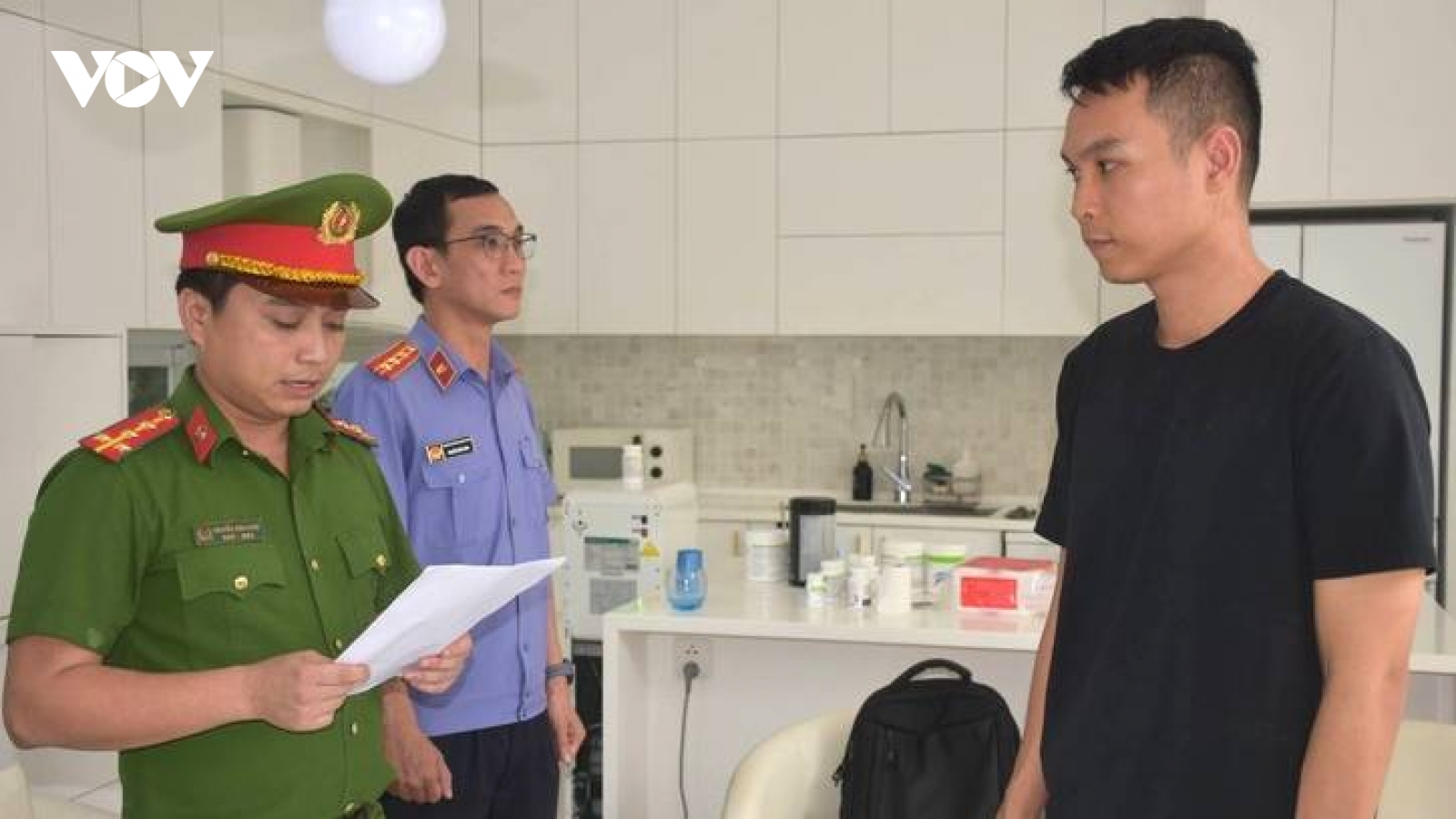 Dẫn dụ nạn nhân đầu tư vào đồng tiền ảo “DRK”, chiếm đoạt 2.000 tỉ đồng