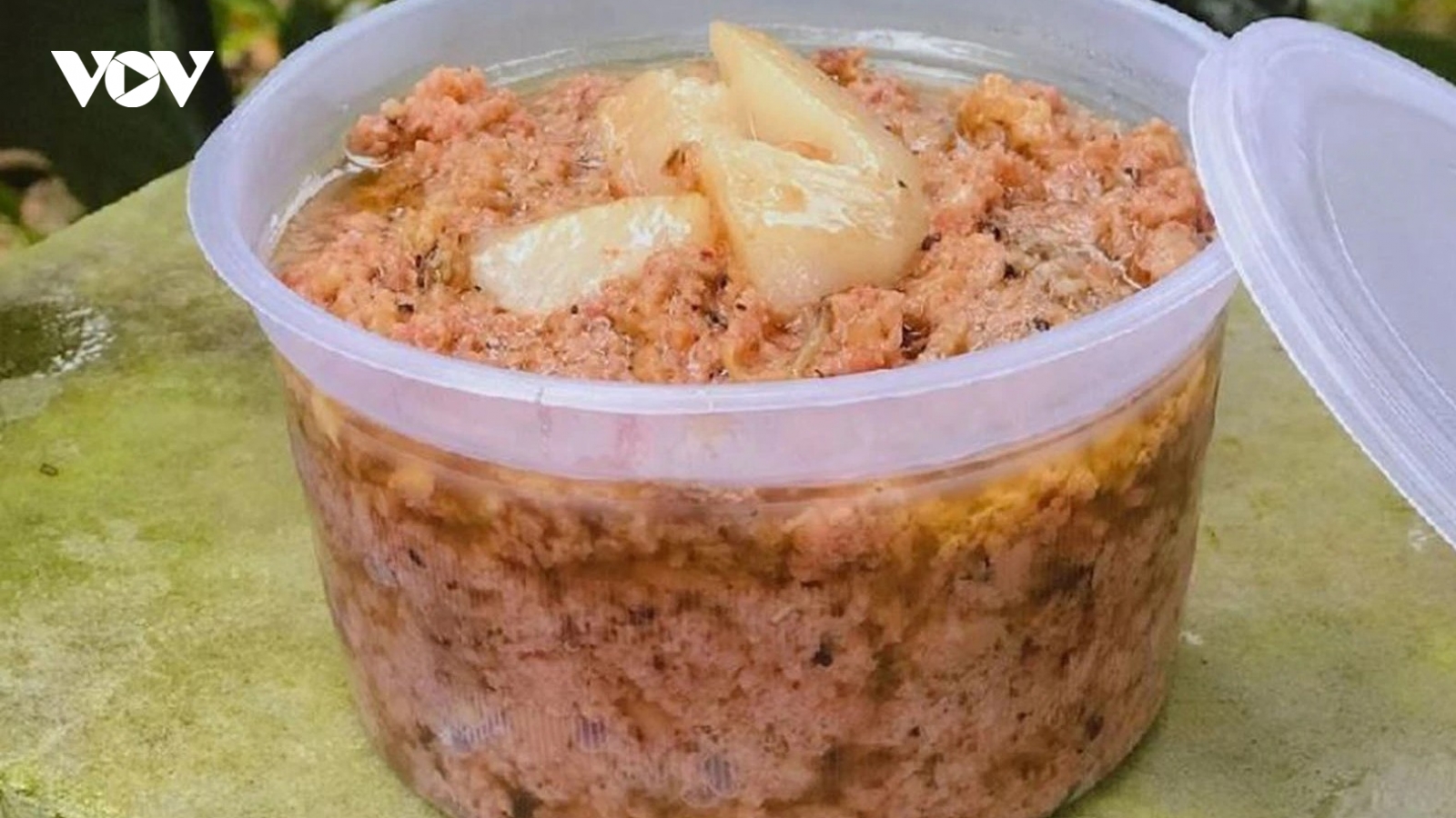 Lỡ ăn pate chế biến từ thịt lợn bệnh nguy hiểm thế nào?