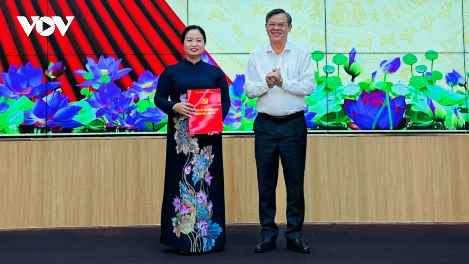 Cần Thơ công bố quyết định về công tác cán bộ