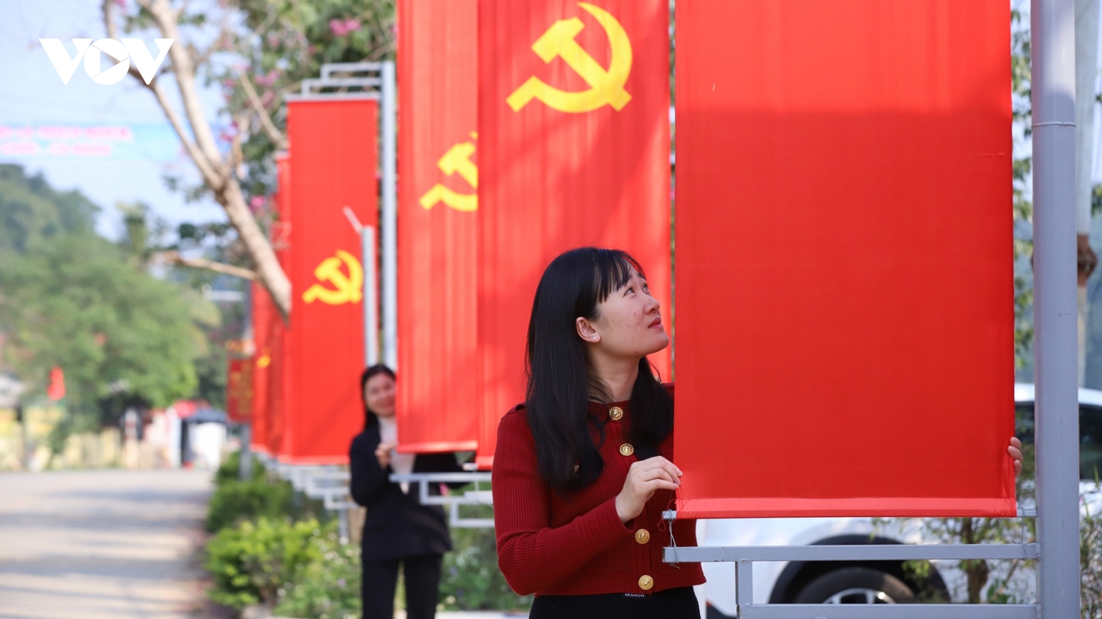 Ninh Bình rực rỡ cờ hoa chào mừng Đại hội Đảng toàn quốc lần thứ XIV