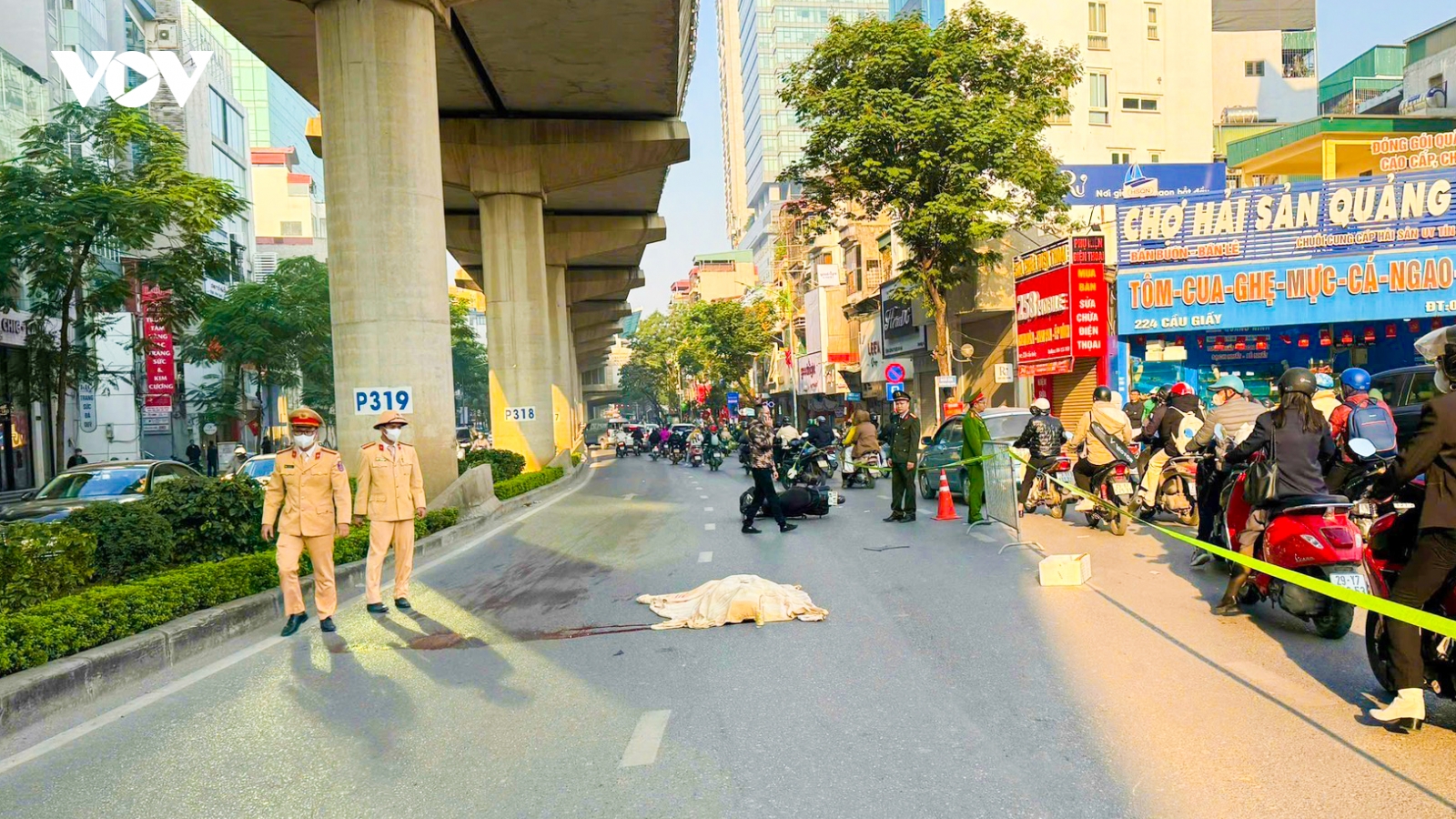Thông tin mới về vụ TNGT tại ngã ba Cầu Giấy - Nguyễn Văn Huyên