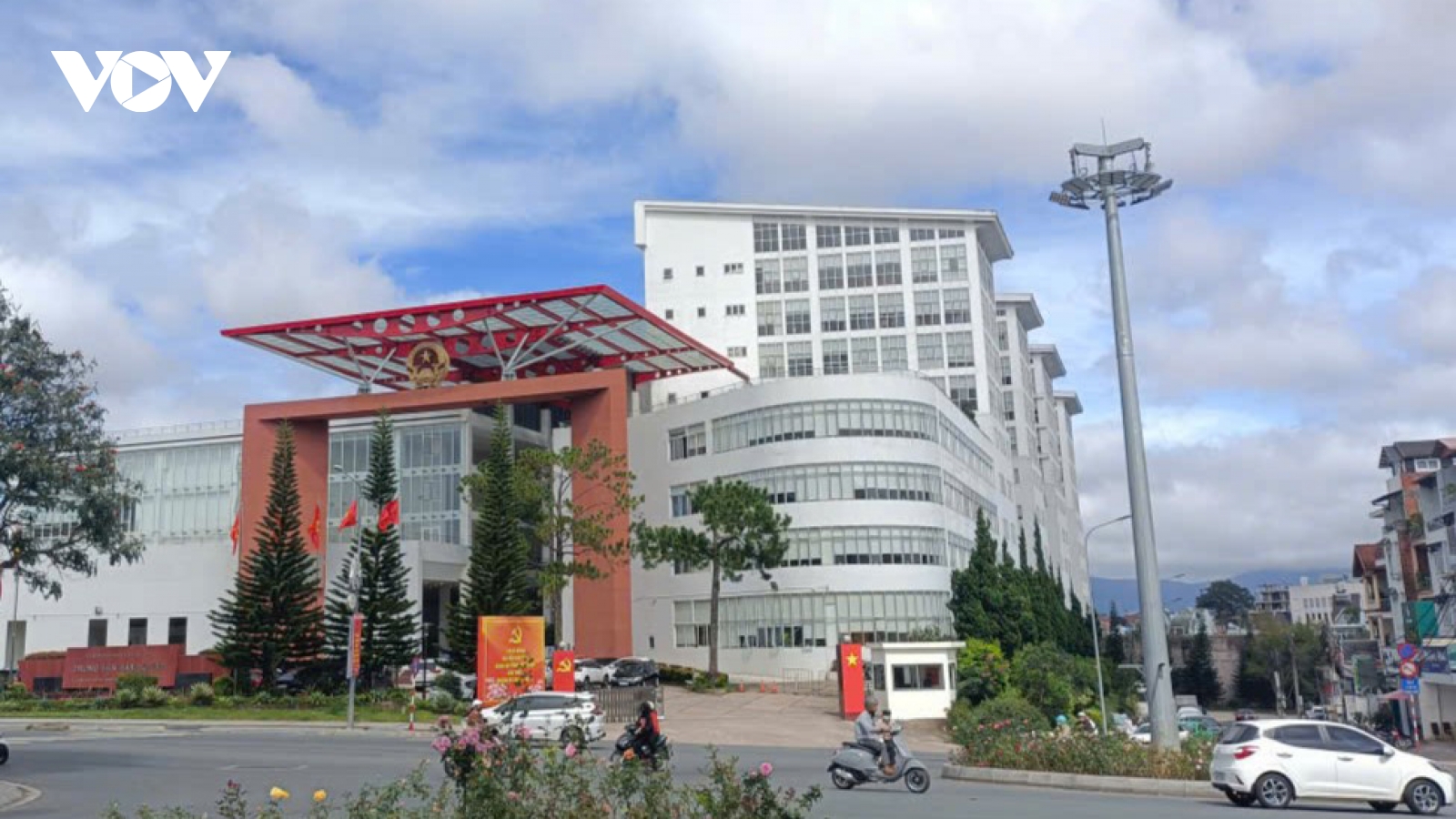 Lâm Đồng xử lý trụ sở và tài sản dôi dư sau sắp xếp đơn vị hành chính