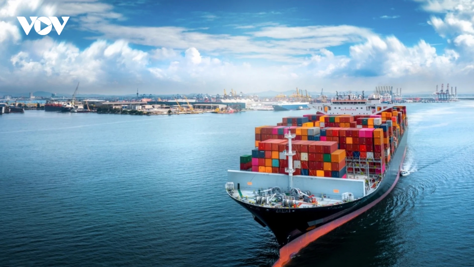 Kim ngạch xuất nhập khẩu năm 2025 đạt 930 tỷ USD, xuất siêu hơn 20 tỷ USD