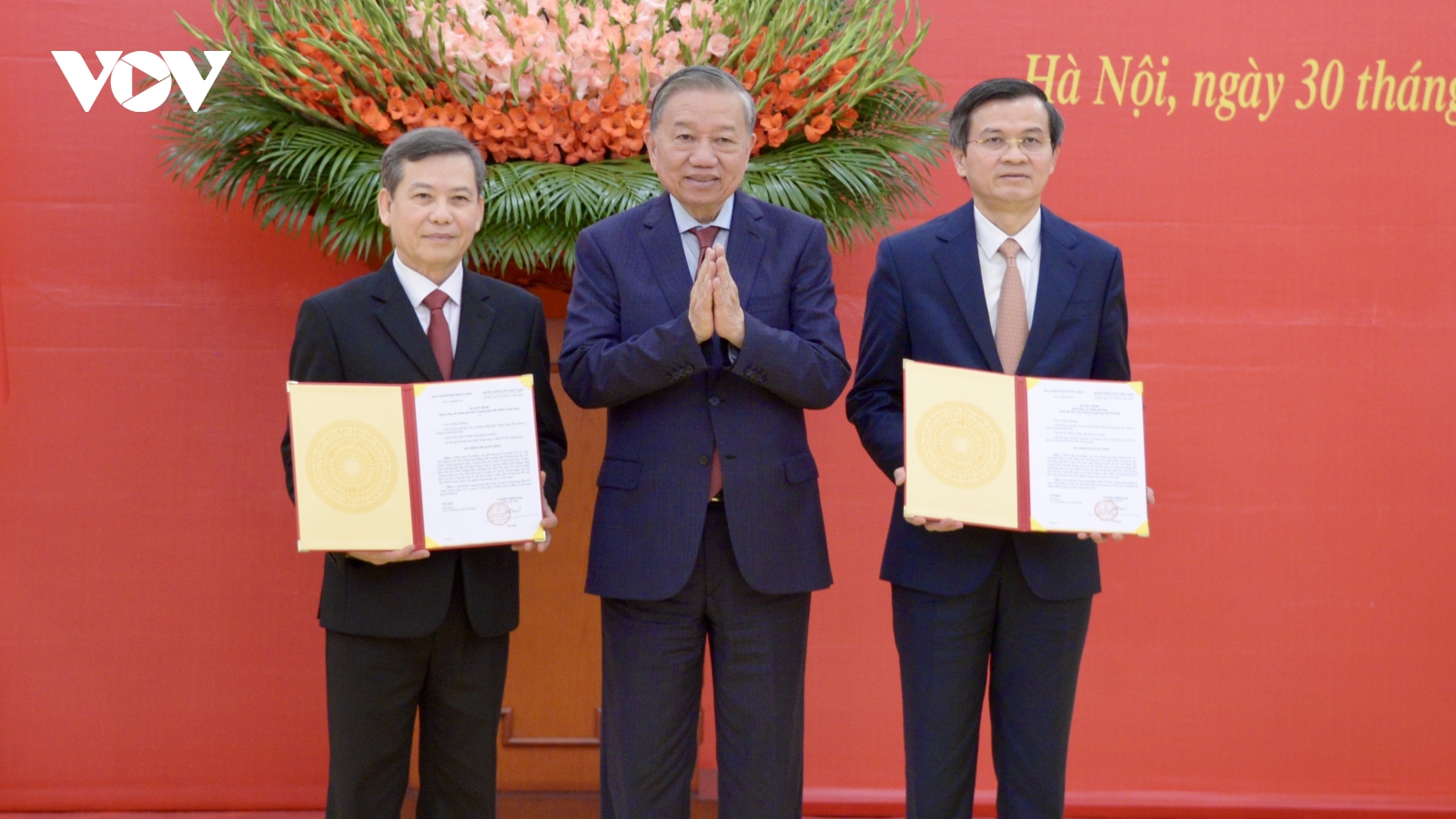 Tổng Bí thư trao quyết định bổ nhiệm Trưởng Ban Nội chính TƯ và Giám đốc Học viện CTQG Hồ Chí Minh