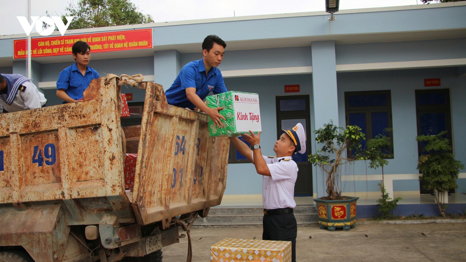 Không khí Tết sớm ở đảo Nam Du (An Giang)