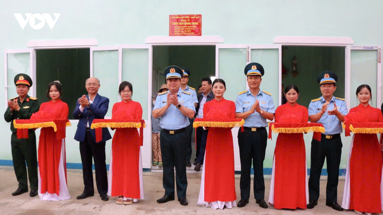 "Chiến dịch Quang Trung": Trao 21 căn nhà, Quân chủng Phòng Không - Không quân về đích sớm