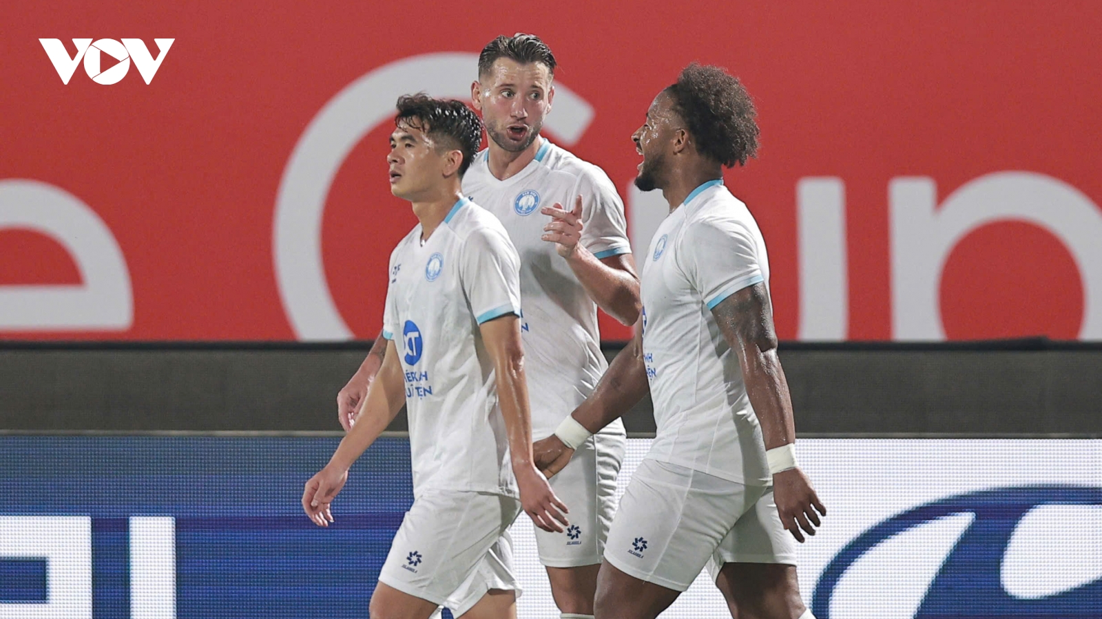 Lịch thi đấu và trực tiếp bóng đá Việt Nam hôm nay 5/2