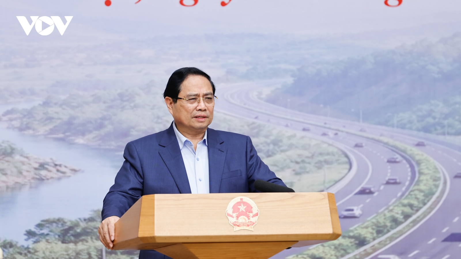 Thủ tướng: Nỗ lực hoàn thành 5.000km đường cao tốc vào năm 2030