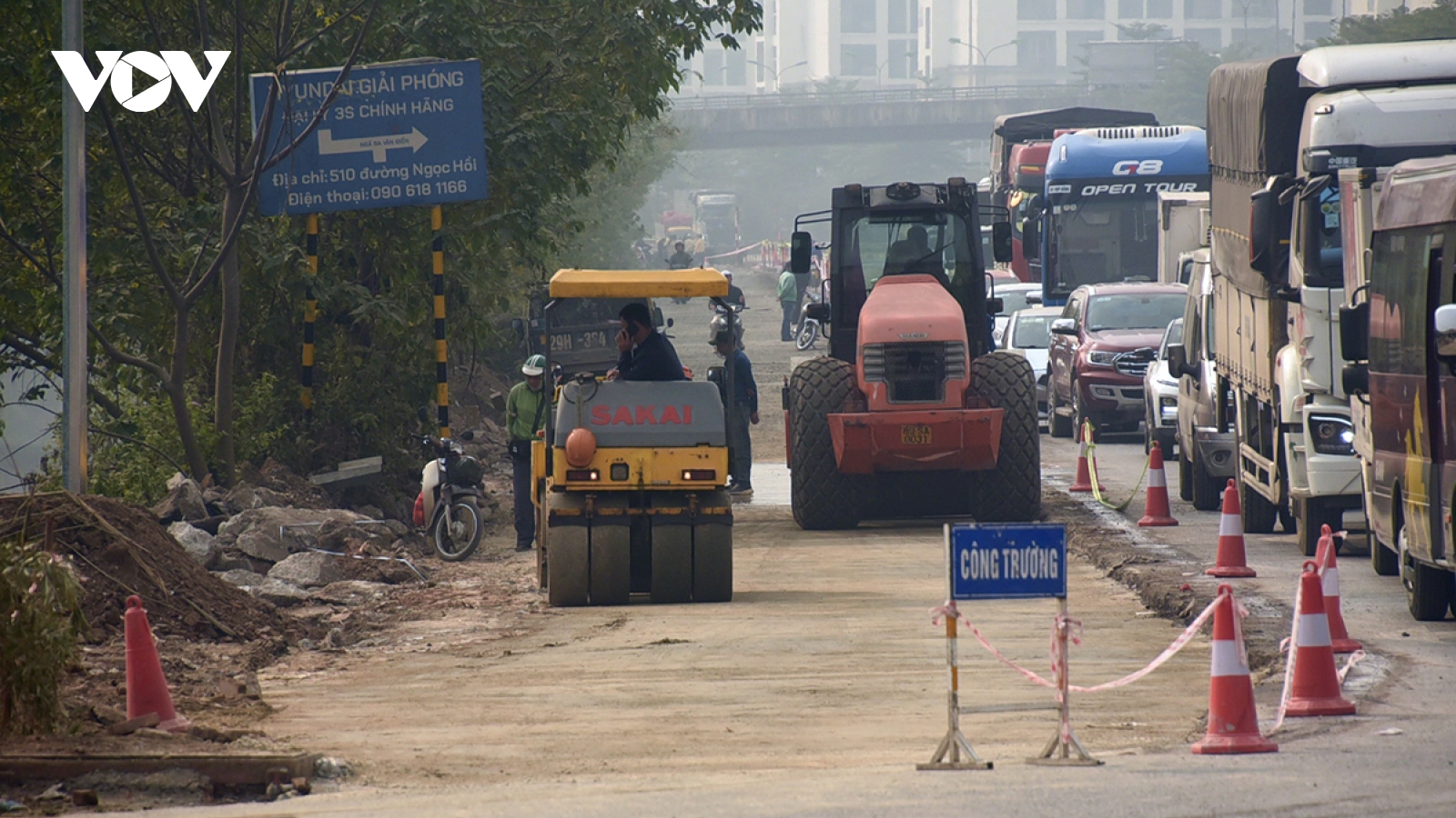 Cận cảnh cải tạo hạ tầng giao thông chống ùn tắc khu vực nút giao Pháp Vân, Hà Nội