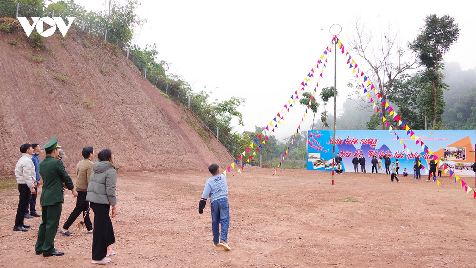 Xuân ấm áp nơi tuyến đầu Tổ quốc